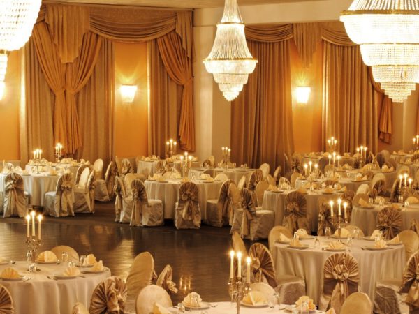 Der Saal der Abiball Location Hotel Class in Hamburg
